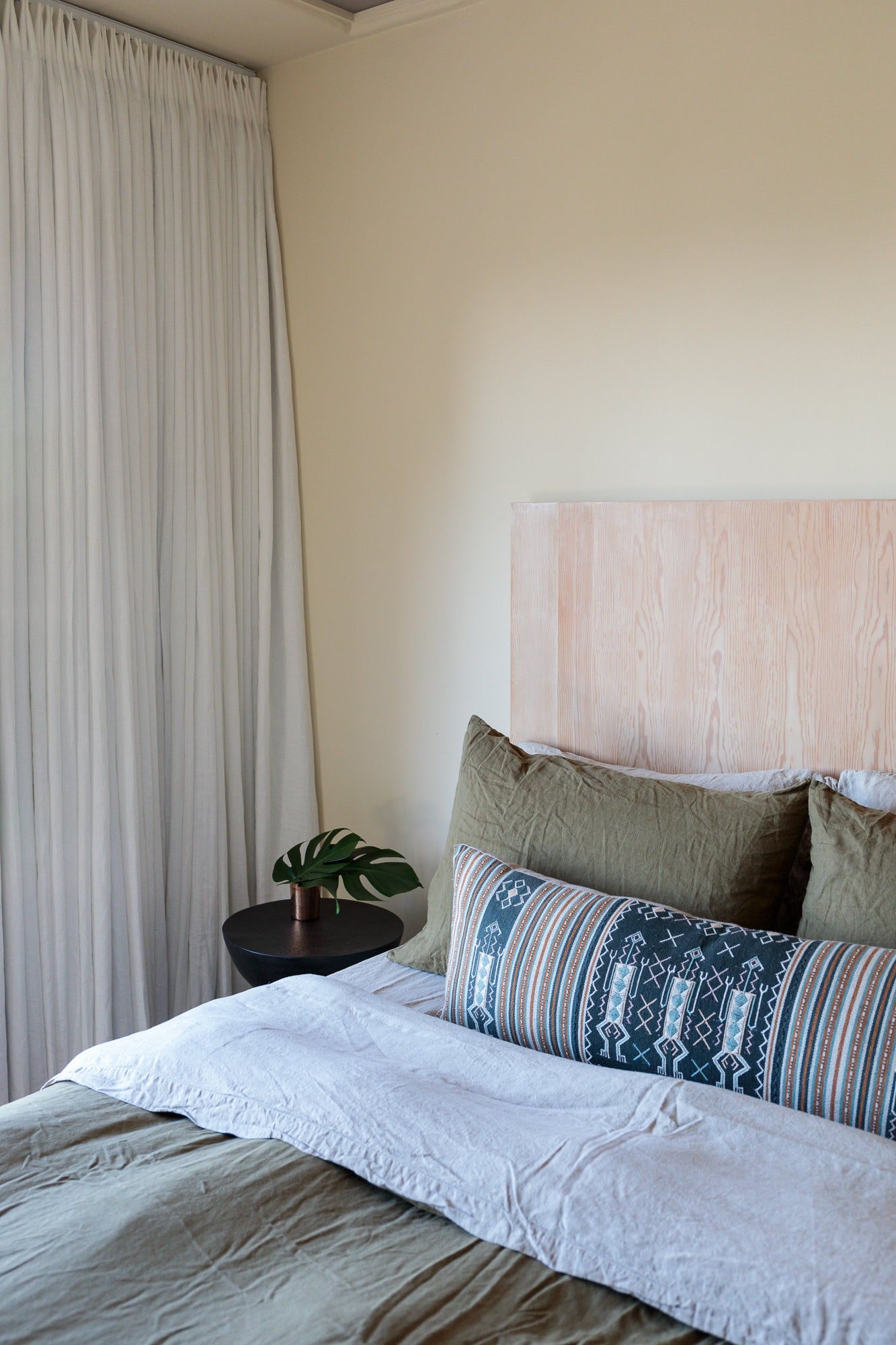 Schindler Manola Court